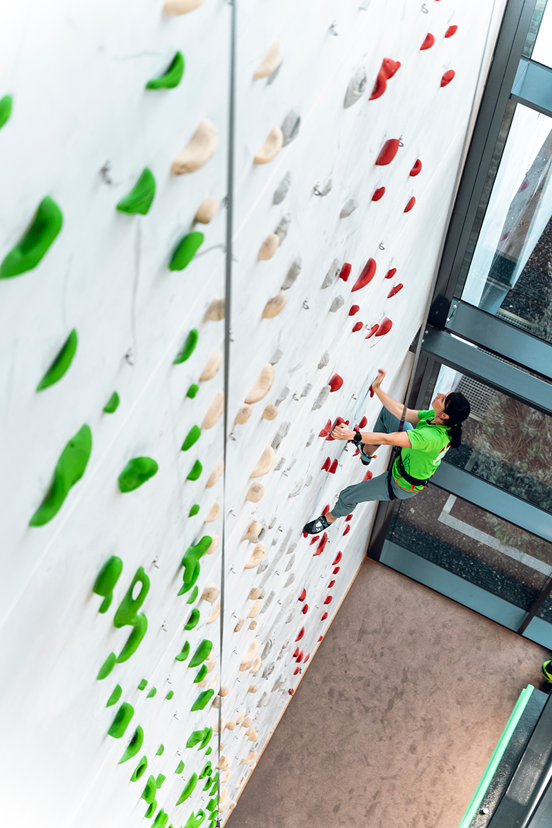 Glass_HQ_Kletterwand_Oktober_2022_4 glass-bau_ausbildung-kanalbauer_einblick_klein