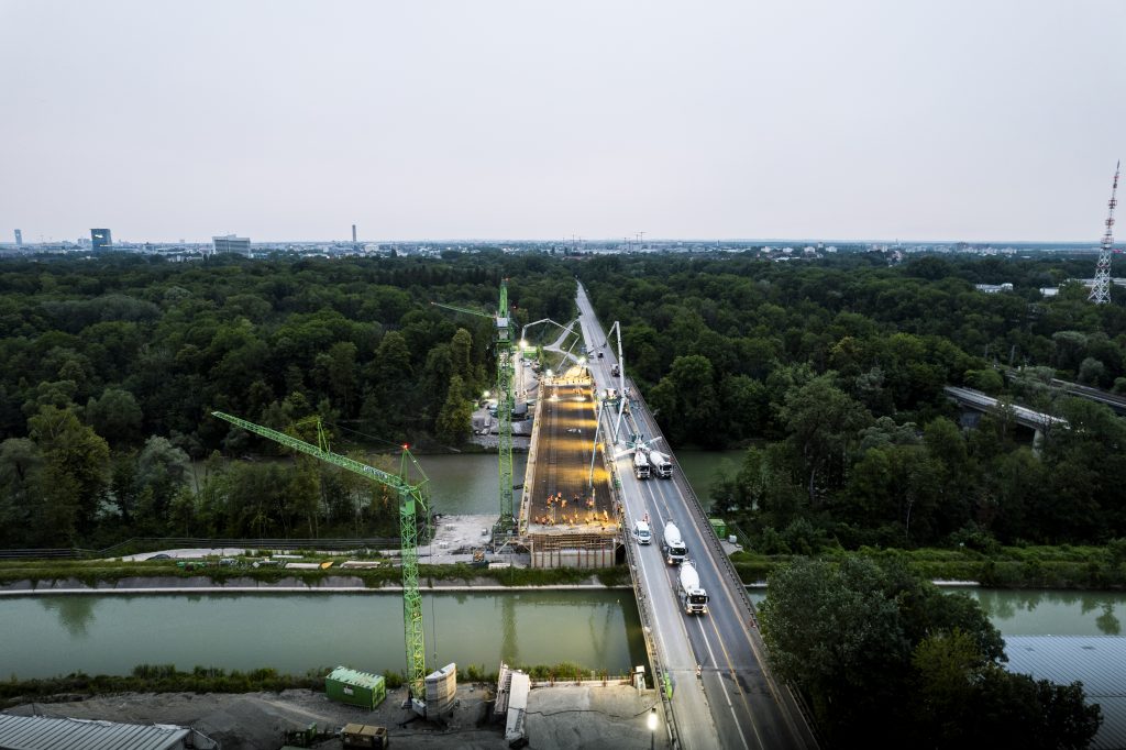 Südliche Herzog-Heinrich-Brücke München